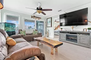 7813 N Lagoon Dr, Panama City Beach, FL 32408 - Photo 12