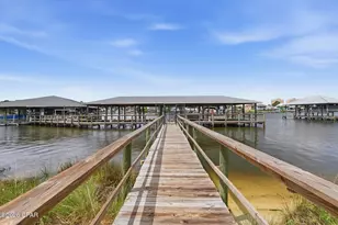 7813 N Lagoon Dr, Panama City Beach, FL 32408 - Photo 40