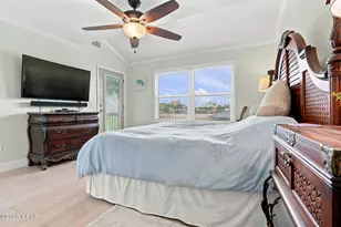 7813 N Lagoon Dr, Panama City Beach, FL 32408 - Photo 24