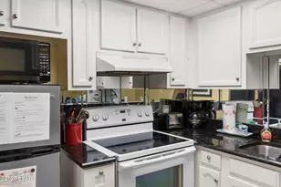 8727 Thomas Dr, Panama City Beach, FL 32408 - Photo 16