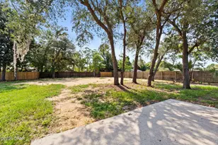 909 Louisiana Ave, Lynn Haven, FL 32444 - Photo 32