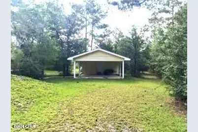568 Onida Street #Unit 4, Alford, FL 32420 - Photo 4