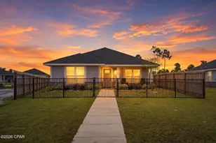 1003 Bayside St, Panama City, FL 32404 - Photo 1