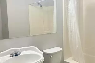 2422 Johnson Dr, Lynn Haven, FL 32444 - Photo 4