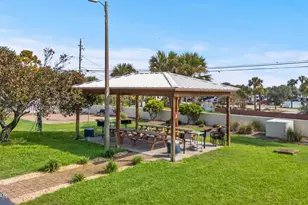 4715 Thomas Dr, Panama City, FL 32408 - Photo 38