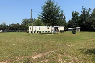 3210 Hughes Ln, Cottondale, FL 32431 - Photo 56