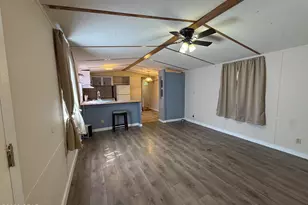 3210 Hughes Ln, Cottondale, FL 32431 - Photo 18