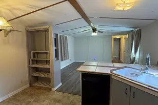 3210 Hughes Ln, Cottondale, FL 32431 - Photo 22