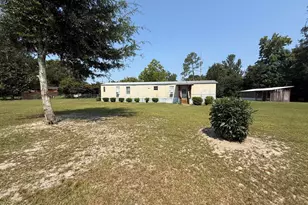 3210 Hughes Ln, Cottondale, FL 32431 - Photo 1
