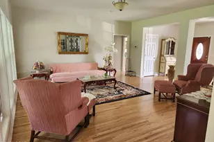 2557 Woods View Dr, Marianna, FL 32446 - Photo 6