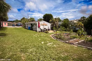 618 Gardenia St, Panama City Beach, FL 32407 - Photo 4