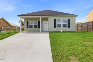 7582 Kelsey Dr, Panama City, FL 32404 - Photo 1