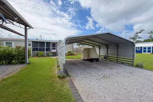 466 Santa Anna St, Port Saint Joe, FL 32456 - Photo 38