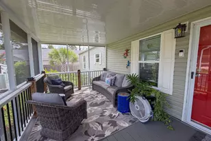 466 Santa Anna St, Port Saint Joe, FL 32456 - Photo 10