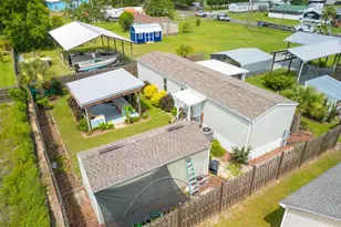 466 Santa Anna St, Port Saint Joe, FL 32456 - Photo 16