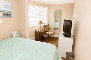 8815 Thomas Dr, Panama City Beach, FL 32408 - Photo 16