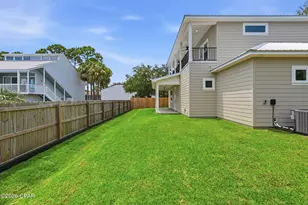 6907 N Lagoon Dr, Panama City, FL 32408 - Photo 36