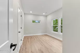 6907 N Lagoon Dr, Panama City, FL 32408 - Photo 32