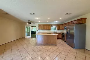 2856 Wildwood Cir, Marianna, FL 32448 - Photo 4