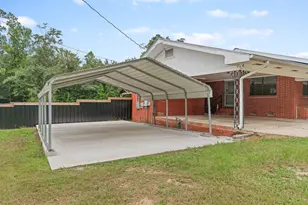 652 2nd St, Chipley, FL 32428 - Photo 28