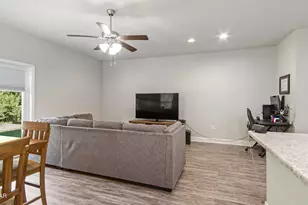 5840 Callaway Cir, Panama City, FL 32404 - Photo 10