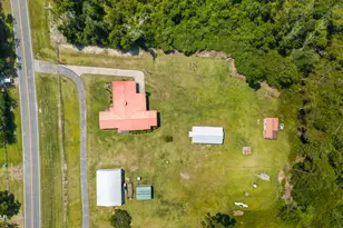 379 Lakepoint Rd, Alford, FL 32420 - Photo 58