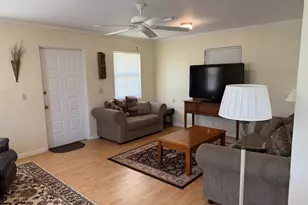379 Lakepoint Rd, Alford, FL 32420 - Photo 20