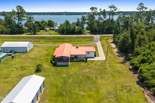 379 Lakepoint Rd, Alford, FL 32420 - Photo 50