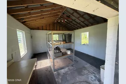 379 Lakepoint Road, Alford, FL 32420 - Photo 44