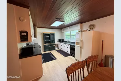 379 Lakepoint Road, Alford, FL 32420 - Photo 14