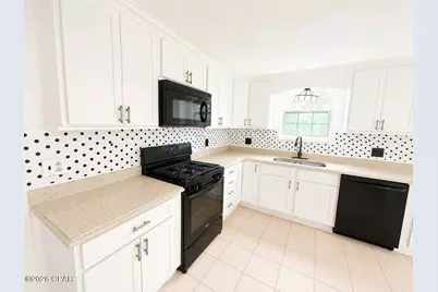 1018 Indiana Avenue, Lynn Haven, FL 32444 - Photo 10