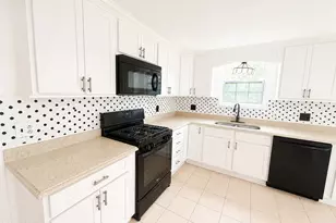 1018 Indiana Ave, Lynn Haven, FL 32444 - Photo 12