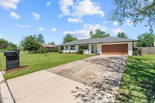 4018 Valencia Ct, Panama City, FL 32405 - Photo 2