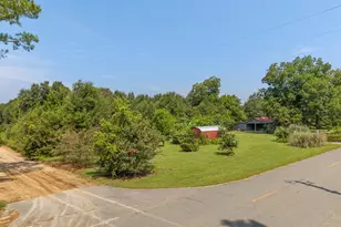 5709 Grove Rd, Bascom, FL 32423 - Photo 22