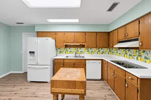 767 S Longwood Cir, Panama City, FL 32405 - Photo 6