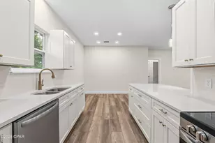 2201 E 6th St, Panama City, FL 32401 - Photo 16