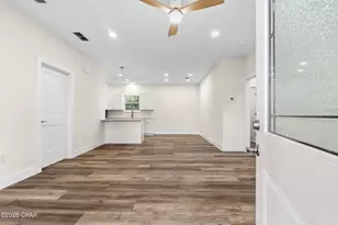 2201 E 6th St, Panama City, FL 32401 - Photo 8