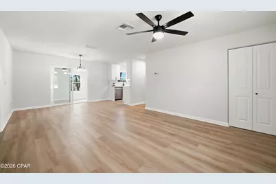 2007 Ambassador Court, Chipley, FL 32428 - Photo 10