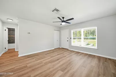 2007 Ambassador Court, Chipley, FL 32428 - Photo 14