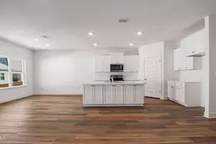 569 Hancock Wy, Panama City Beach, FL 32413 - Photo 4
