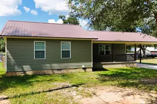 6601 Grande Oak Loop, Grand Ridge, FL 32442 - Photo 2