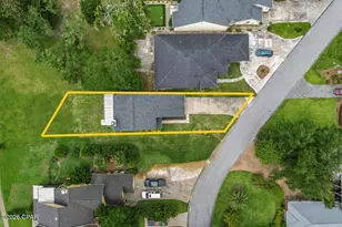 2511 Country Club Dr, Lynn Haven, FL 32444 - Photo 28
