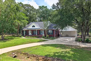 2712 Marian Dr, Bonifay, FL 32425 - Photo 2