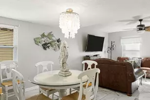 17462 Front Beach Rd, Panama City Beach, FL 32413 - Photo 6