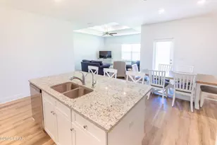 602 Hancock Wy, Panama City Beach, FL 32413 - Photo 12