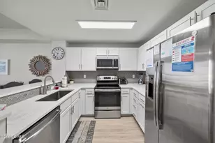 15928 Front Beach Rd, Panama City Beach, FL 32413 - Photo 14