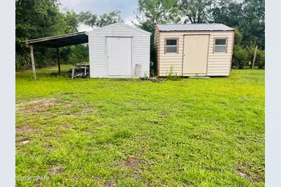 1861 Oak Ridge Avenue, Grand Ridge, FL 32442 - Photo 14
