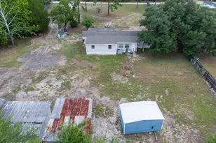 12933 Farm Rd, Southport, FL 32409 - Photo 10