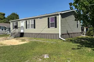 3910 W 25th St, Panama City, FL 32405 - Photo 2