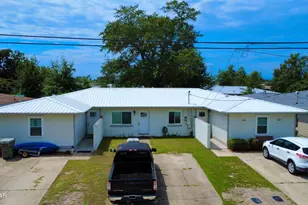 917 Bradford Cir, Lynn Haven, FL 32444 - Photo 1